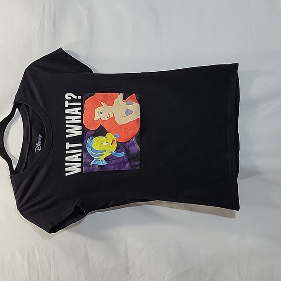 5/$15 Disney Little Mermaid Junior Medium tshirt 7-9 M - Picture 2 of 4